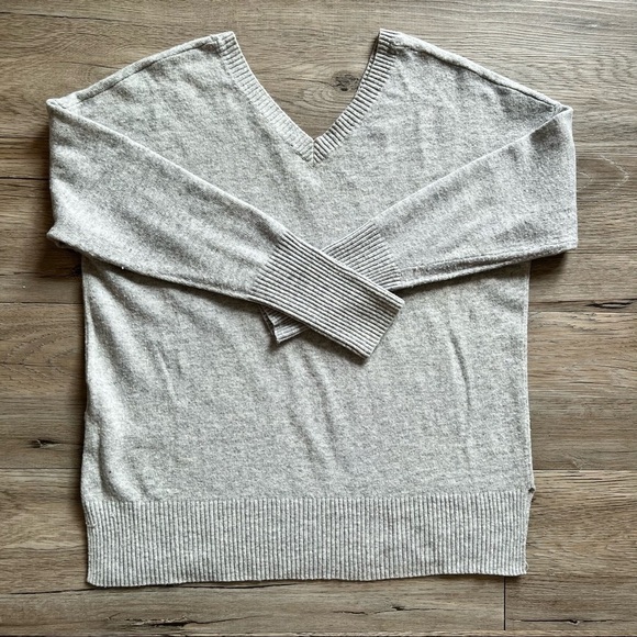 🔥SALE - any 4/$20. Esprit Lightweight Knit - Picture 4 of 4